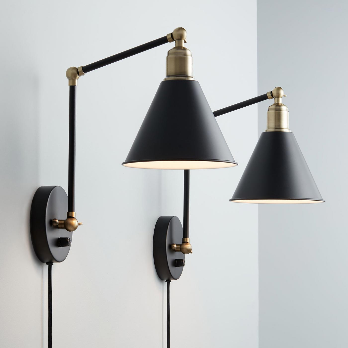 A cozy morning: steaming cup and open book await you