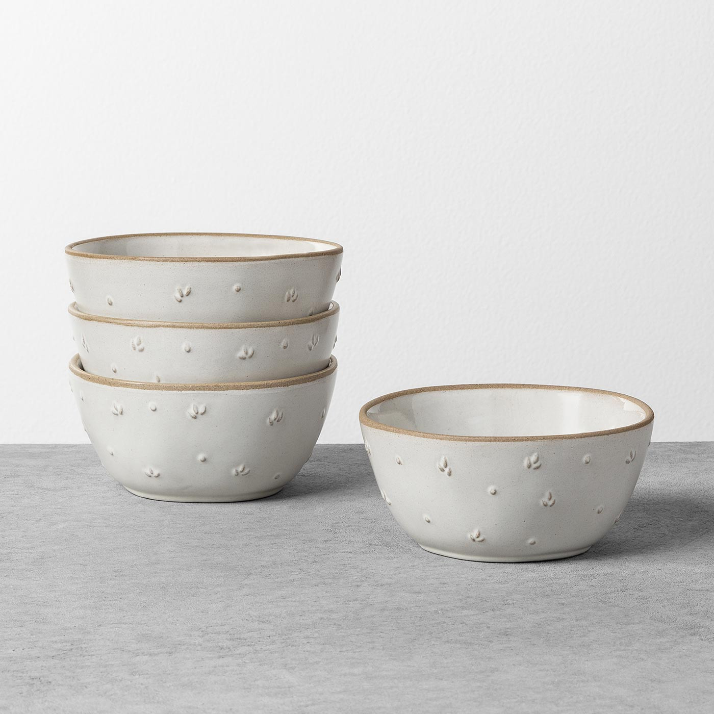 Teapot for brewing and serving tea with timeless style