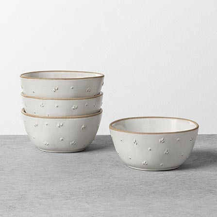 Teapot for brewing and serving tea with timeless style