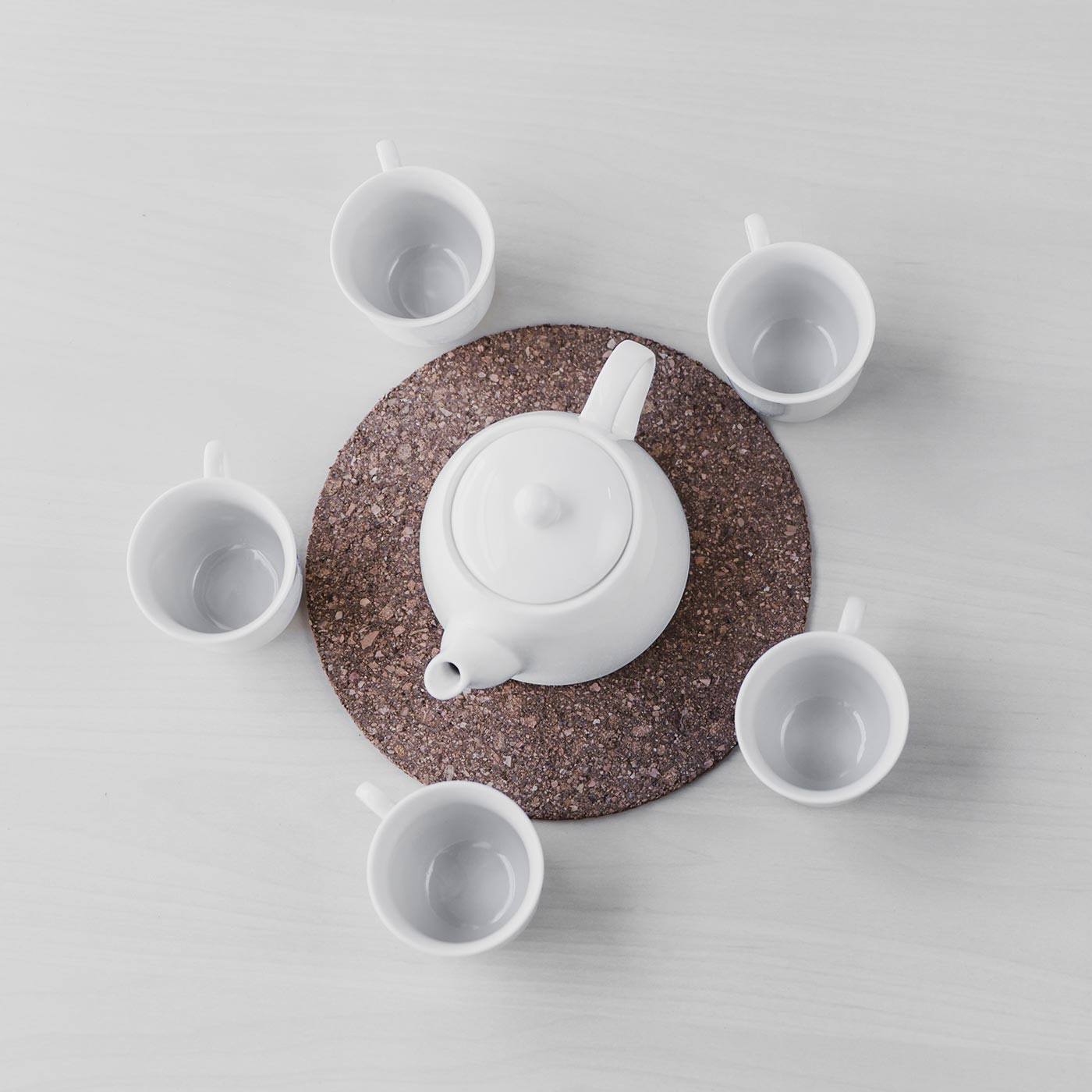 Modern spot hanging lamp, perfect for adding style and brightness