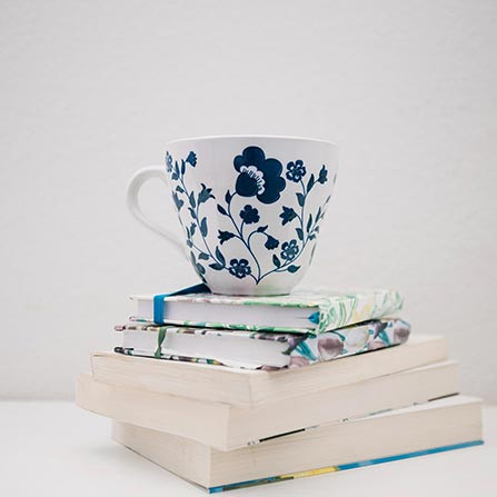 Modern spot hanging lamp, perfect for adding style and brightness