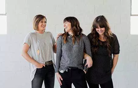 Seasonal Fashion Trends to Shop Right Now from Our Curated PrestaShop Clothing