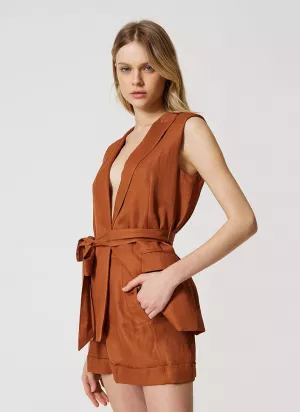 Linen and viscose shorts with regular waist