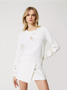 Sweatshirt Eyelet Embroidery