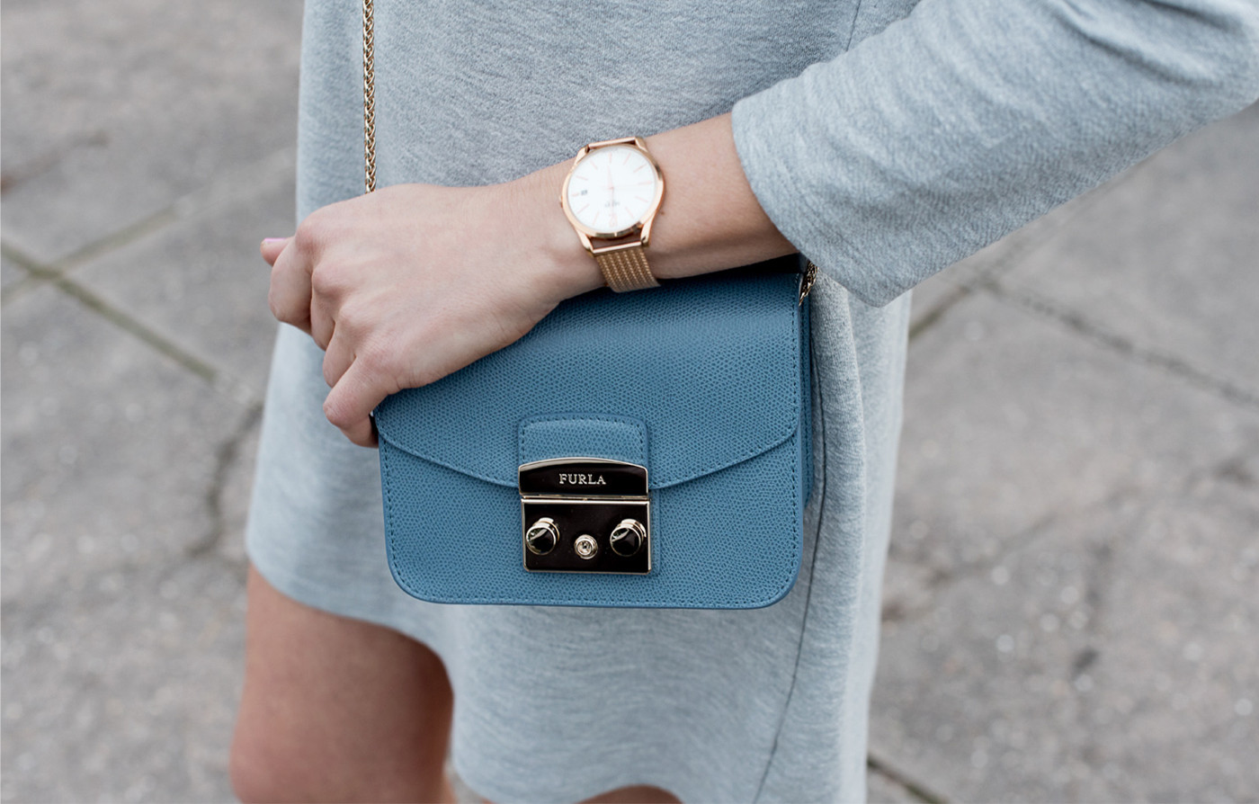 Nemo enim ipsam voluptatem quia voluptas sit aspernatur aut