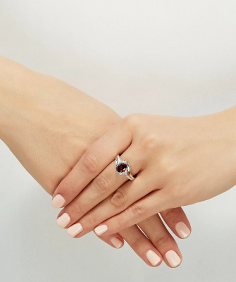 Garnet Fine Jewelry