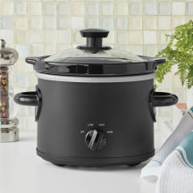 2 qt slow cooker, matte black finish, removeable stoneware pot