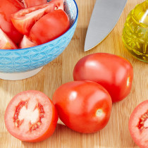 tomato and tomato slices with seeds