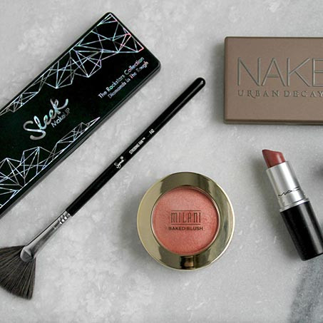 Switching to Natural Ingredients for Healthier Skin and a Happier Planet