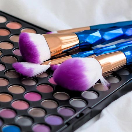 Combat Oily Skin Without Over-Drying: Best Products and Habits for Balance