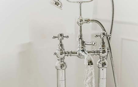 Elegant Washbasin Hardware Crafted for Durability, Style, and Comfort