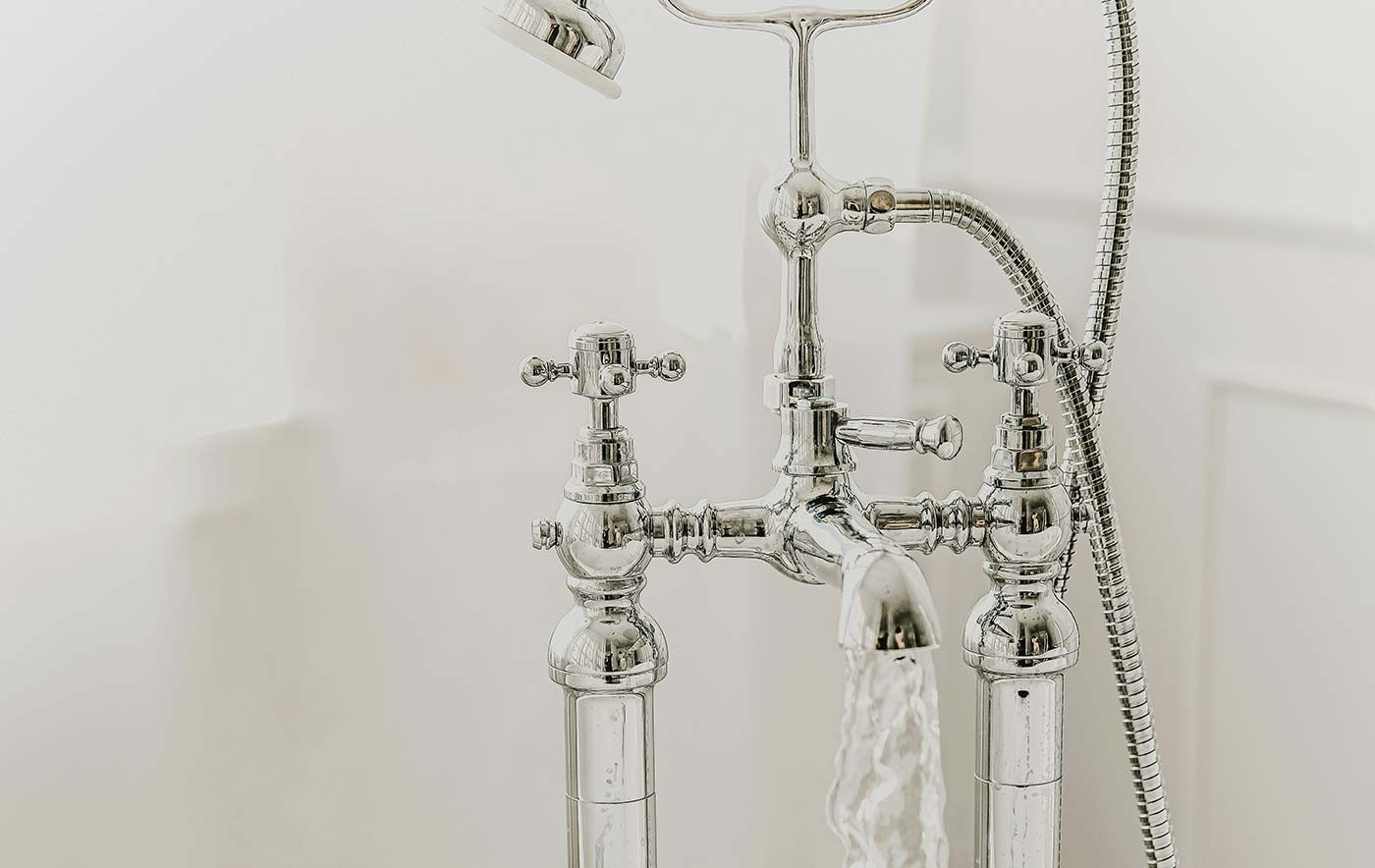 Elegant Washbasin Hardware Crafted for Durability, Style, and Comfort